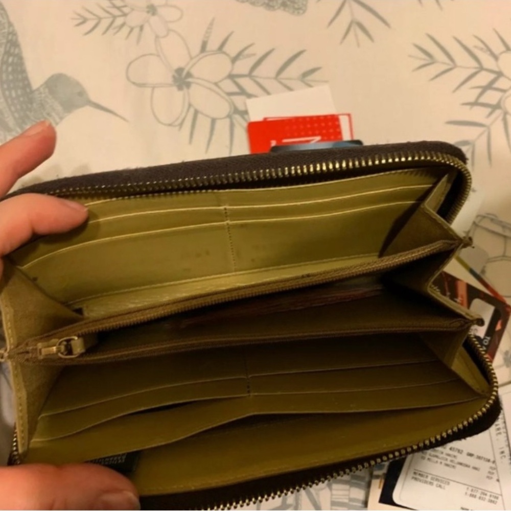 Fendi monogram FF polka dot wallet w/ Nordstrom receipt posted - Picture 10 of 12